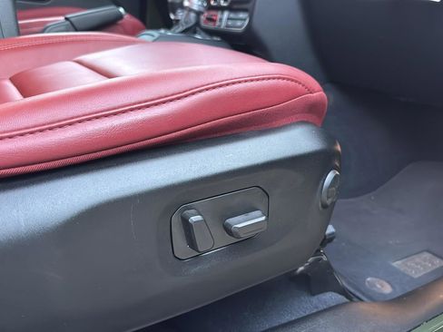 Used 2024 Jeep Wrangler Unlimited Rubicon 392 image 25