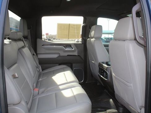 Used 2023 GMC Sierra 1500 SLT w/ SLT Premium Package image 19