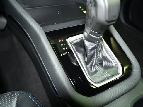 Used 2025 Subaru Forester Limited image 28