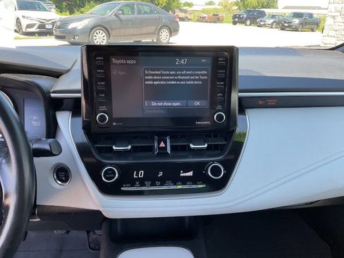 Used 2022 Toyota Corolla SE FWD image 24