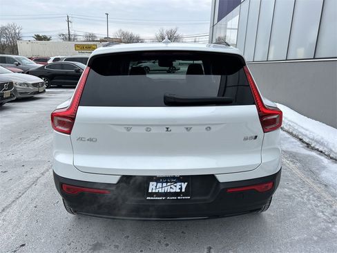 New 2026 Volvo XC40 B5 Plus w/ Protection Package Premier image 7