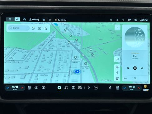 Used 2025 Rivian R1S Adventure image 31