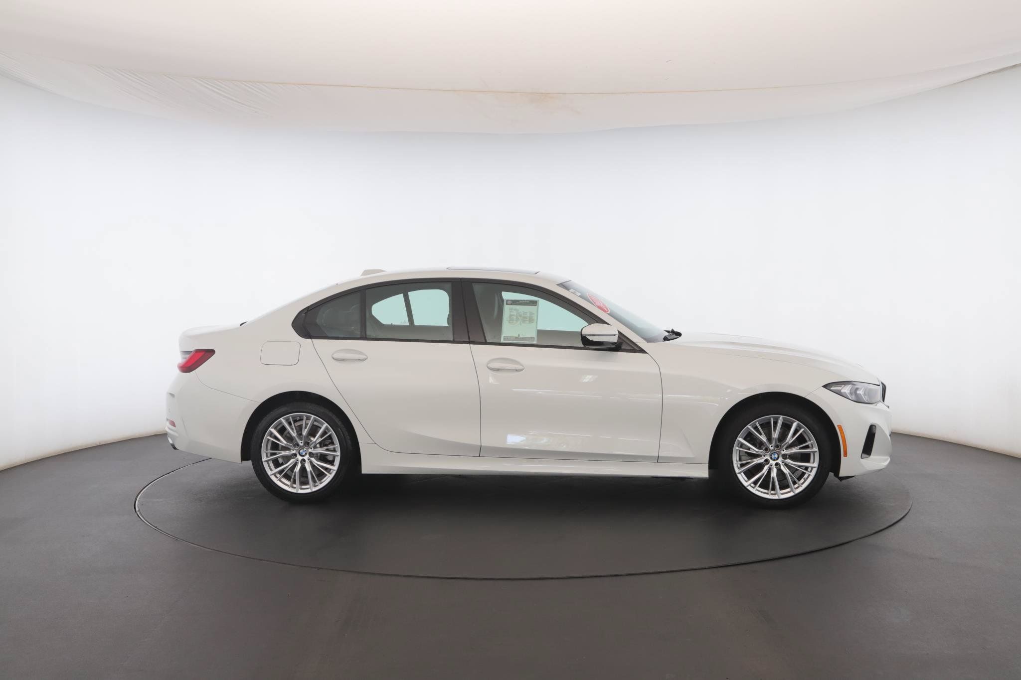Used 2023 BMW 330i xDrive Sedan w/ Premium Package AWD/4WD image 23