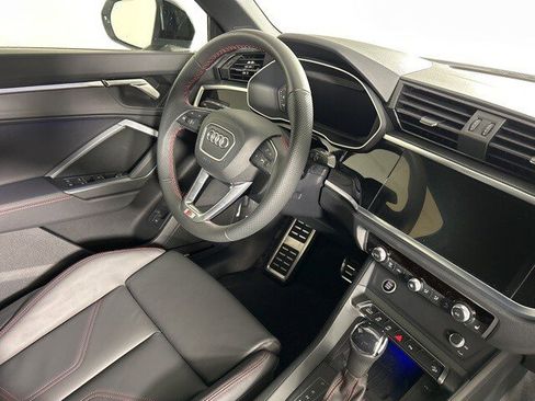 New 2025 Audi Q3 2.0T Premium Plus image 14