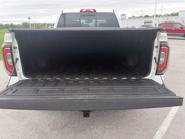Used 2018 GMC Sierra 1500 SLT AWD/4WD image 14