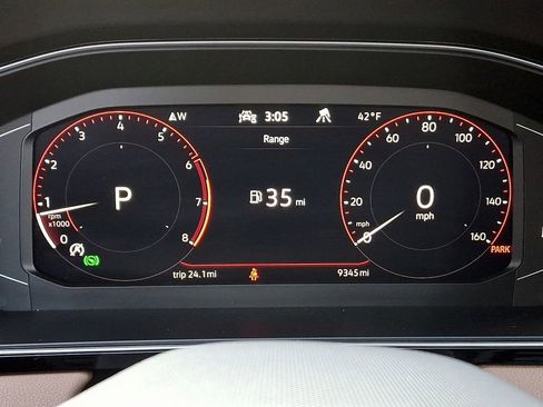 Certified 2025 Volkswagen Jetta SEL image 22