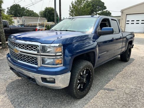 Used 2015 Chevrolet Silverado 1500 LT w/ All Star Edition AWD/4WD image 3