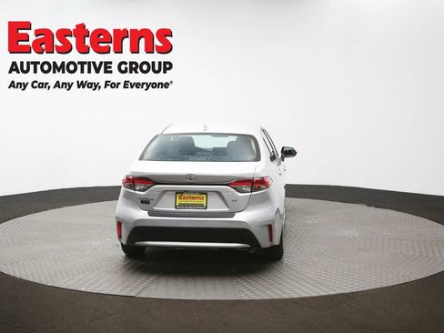 Used 2021 Toyota Corolla LE w/ Protection Package (TMS) FWD image 38