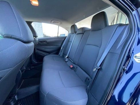 Used 2022 Toyota Corolla LE w/ Carpet Mat Package (TMS) FWD image 24