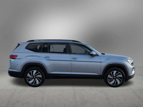 Used 2024 Volkswagen Atlas SE image 7