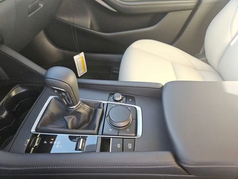 New 2026 MAZDA MAZDA3 2.5 S Sedan w/ Preferred Pkg image 9