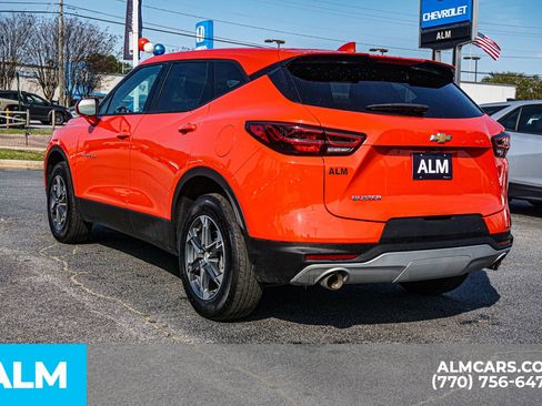 Used 2025 Chevrolet Blazer LT image 7