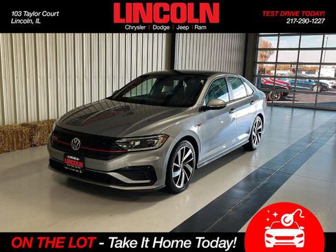 Used 2021 Volkswagen Jetta GLI Autobahn image 1