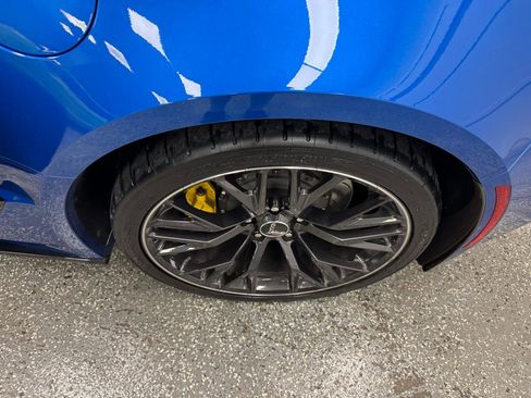 Used 2016 Chevrolet Corvette Z06 w/ 3LZ Preferred Equipment Group RWD image 38