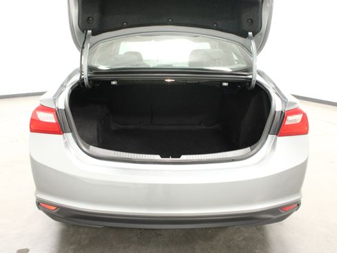 Used 2023 Chevrolet Malibu LT image 27