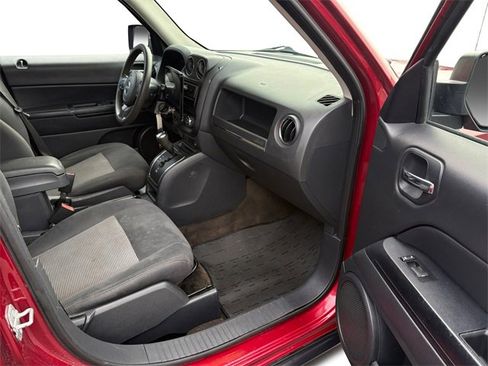 Used 2015 Jeep Patriot Sport w/ Power Value Group image 11