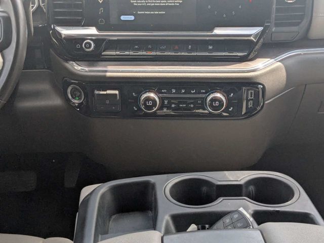 Used 2025 GMC Sierra 1500 SLT AWD/4WD image 19
