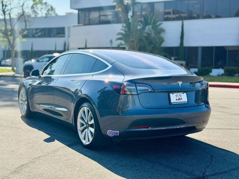 Used 2019 Tesla Model 3 Long Range image 9