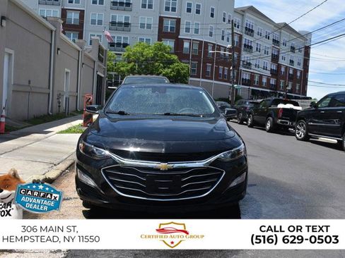 Used 2024 Chevrolet Malibu LT FWD image 2