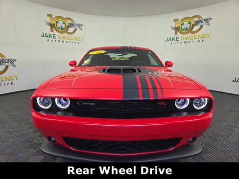 Used 2022 Dodge Challenger R/T Scat Pack w/ Shaker Package image 2