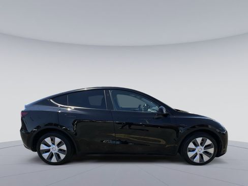 Used 2023 Tesla Model Y Long Range AWD/4WD image 10