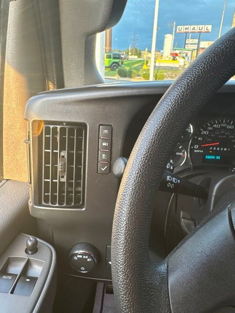 Used 2025 Chevrolet Express 2500 w/ Driver Convenience Package RWD image 35