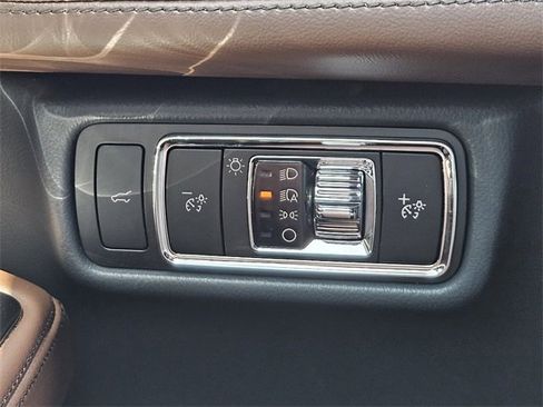 New 2025 Lincoln Aviator Reserve w/ Luxury Package image 21