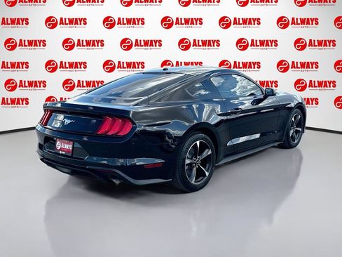 Used 2019 Ford Mustang Coupe RWD image 5