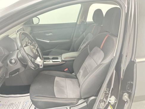Certified 2022 Nissan Sentra SR w/ Midnight Edition FWD image 15