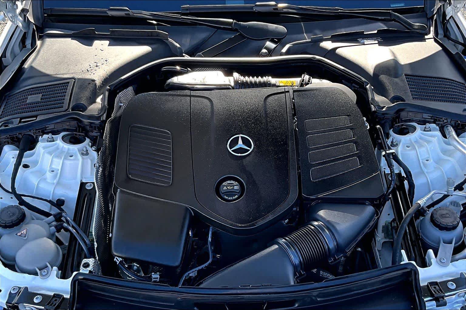 Used 2024 Mercedes-Benz C 300 4MATIC Sedan image 32