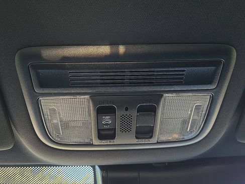 Used 2021 Honda Civic EX image 21