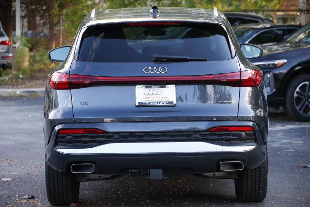 Certified 2025 Audi Q5 Premium Plus AWD/4WD image 24