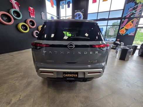 Used 2023 Nissan Pathfinder Platinum AWD/4WD image 5
