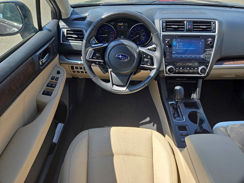 Used 2019 Subaru Outback 2.5i Limited AWD/4WD image 11