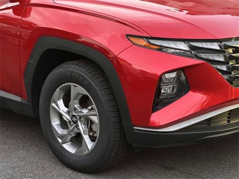 Used 2023 Hyundai Tucson SE image 10