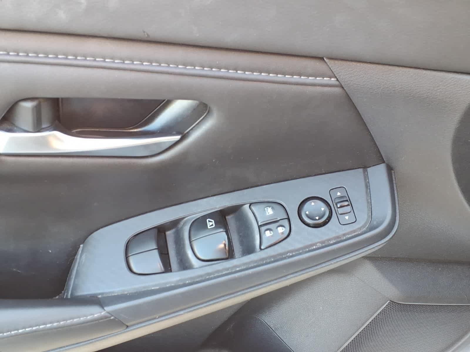 Used 2022 Nissan Sentra S FWD image 12