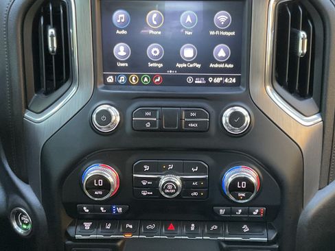 Used 2020 GMC Sierra 2500 Denali w/ Denali Ultimate Package AWD/4WD image 20