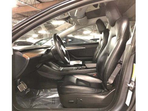 Used 2023 Tesla Model 3 Performance image 18