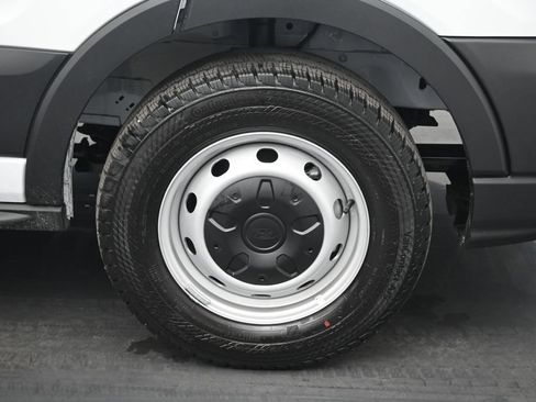New 2026 Ford Transit 250 148 Medium Roof w/ Load Area Protection Package RWD image 20