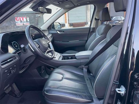 Used 2023 Hyundai Palisade Limited image 16
