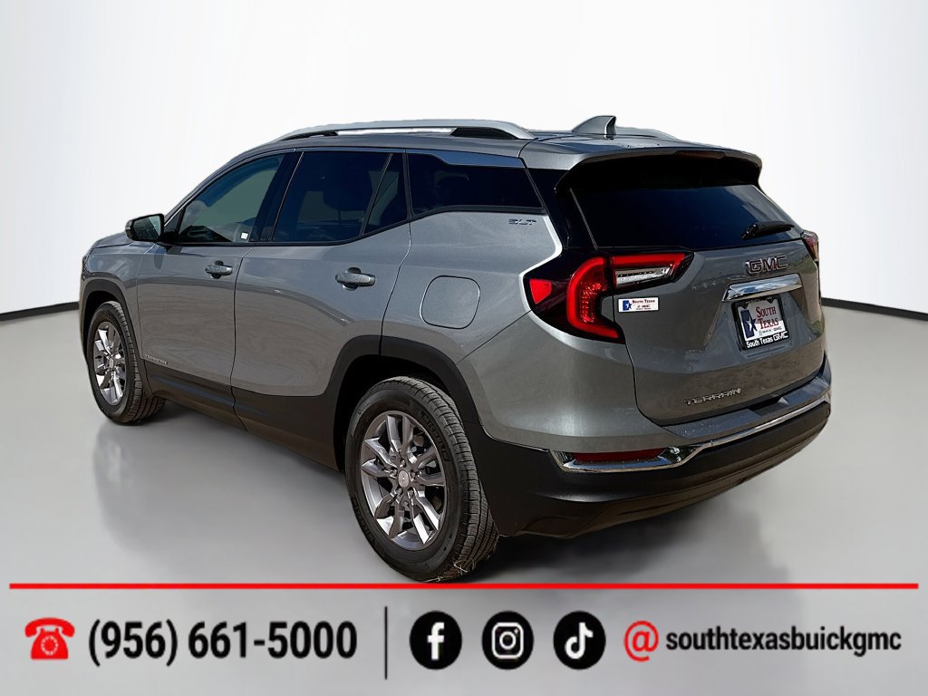 Used 2023 GMC Terrain SLT w/ Infotainment Package II FWD image 6
