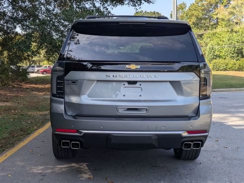New 2026 Chevrolet Suburban High Country image 3