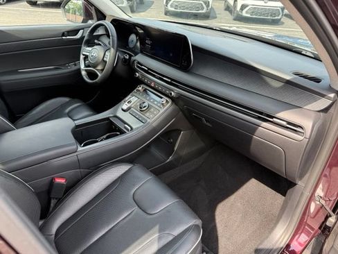 Used 2023 Hyundai Palisade Limited AWD/4WD image 17