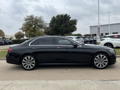 Used 2023 Mercedes-Benz E 350 Sedan image 3