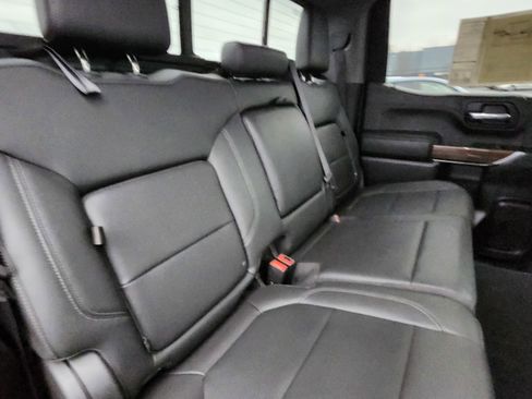 Used 2019 Chevrolet Silverado 1500 LT Trail Boss image 21