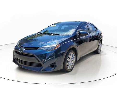 Used 2019 Toyota Corolla LE FWD image 3