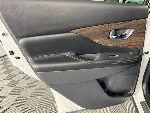 Used 2024 Nissan Murano Platinum w/ Cargo Package image 24