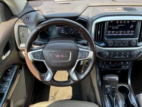 Used 2016 GMC Canyon SLT w/ Driver Alert Package image 5