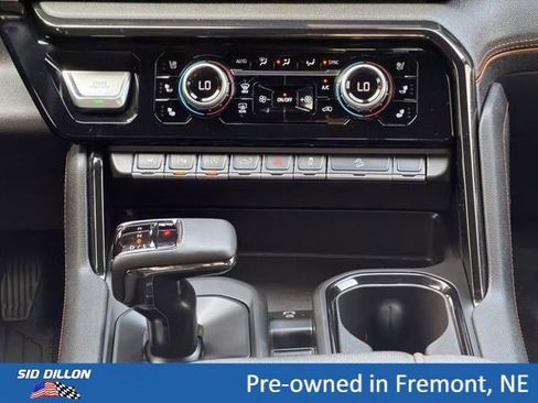 Certified 2025 GMC Sierra 1500 AT4 w/ Technology Package AWD/4WD image 13