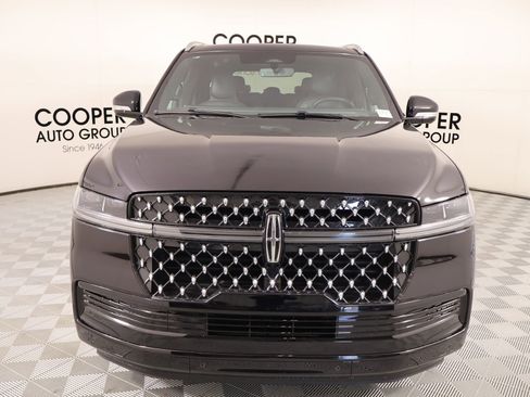 New 2026 Lincoln Navigator Black Label AWD/4WD image 9